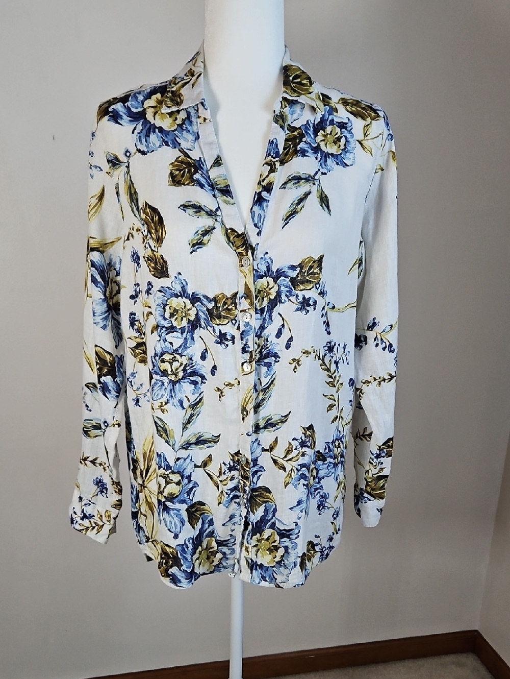 Joie 100% Linen Button Up Blouse Blue Floral Long Sleeves Cottage Feminine S